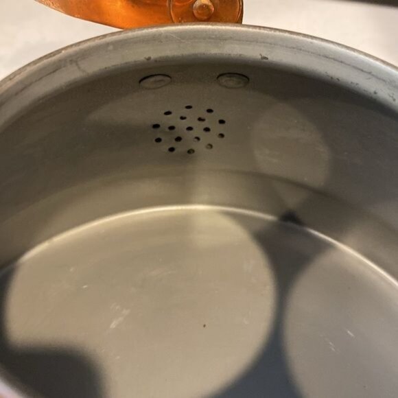 Vintage Antique 7" Copper Teapot Kettle with Lid - Picture 13 of 16